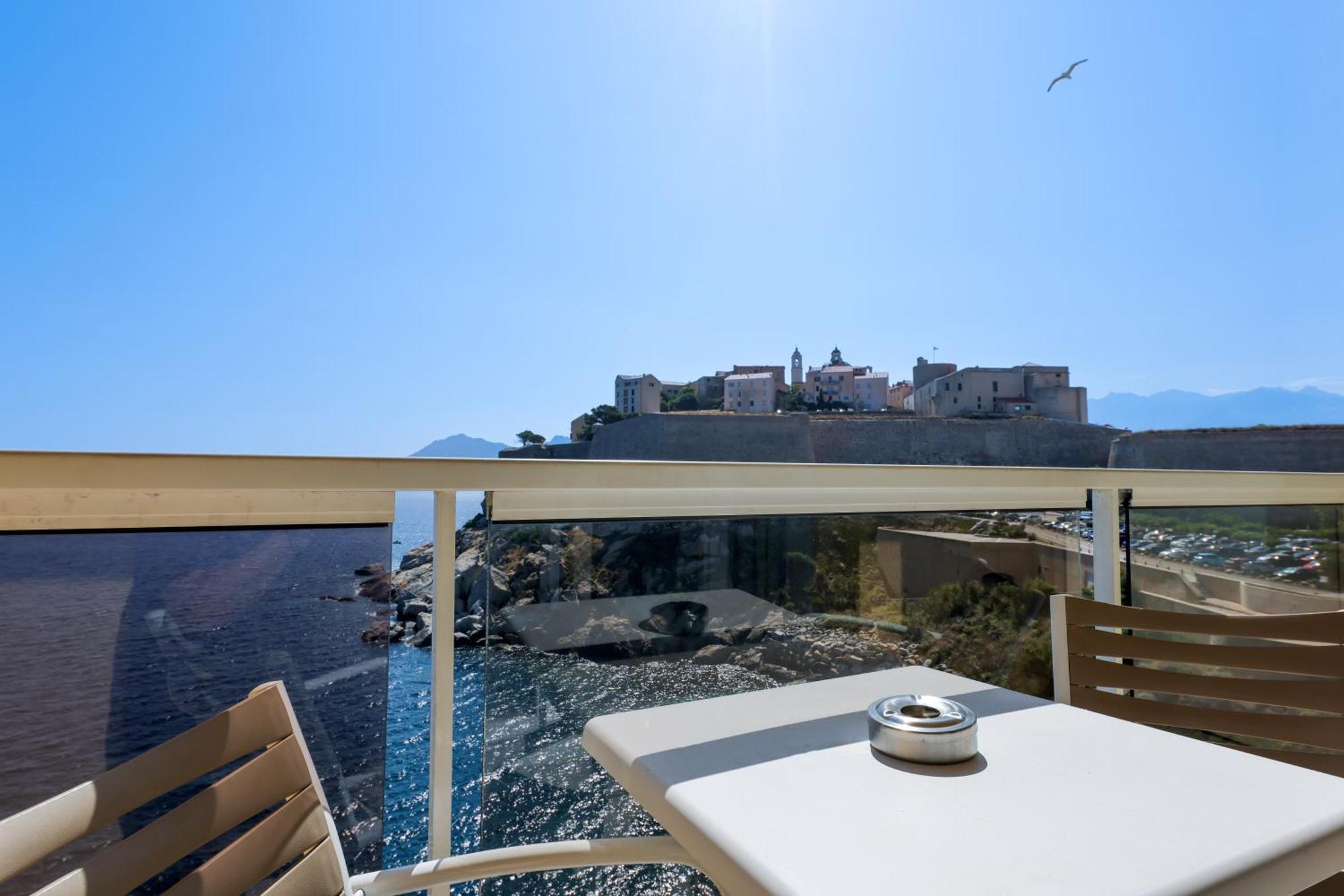 Hotel Saint Christophe Calvi  Esterno foto