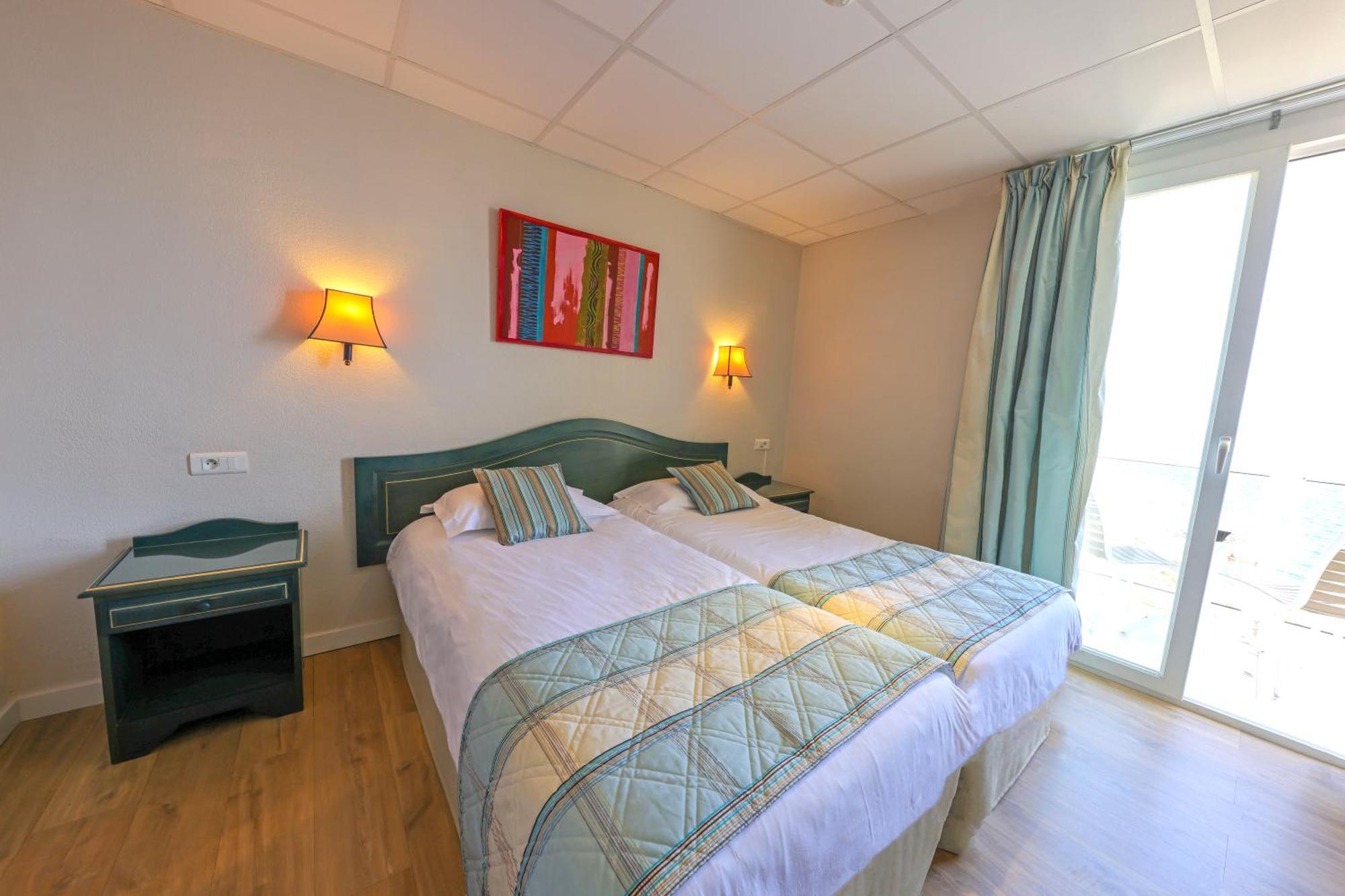 Hotel Saint Christophe Calvi  Esterno foto