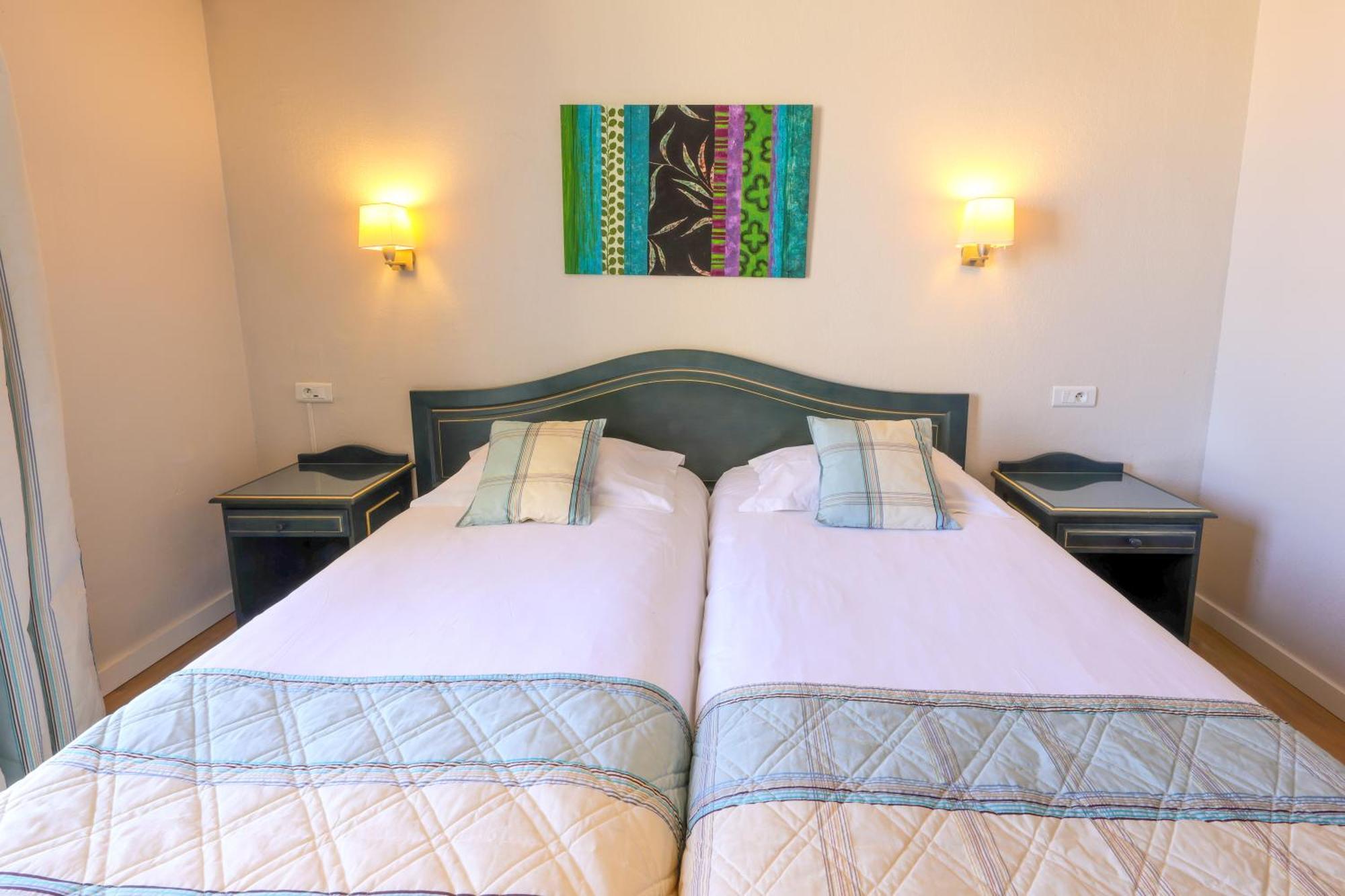 Hotel Saint Christophe Calvi  Esterno foto